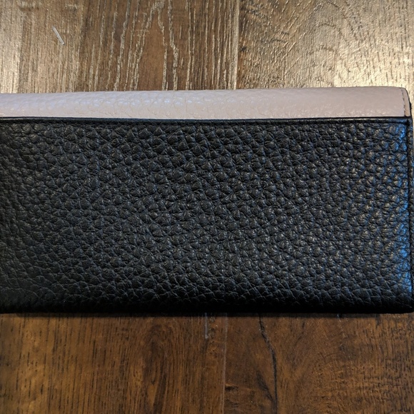 Kate spade shoulder bag and wallet set - Picture 2 of 5